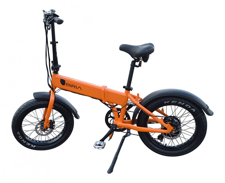 Electric bike with fenders on its wheels